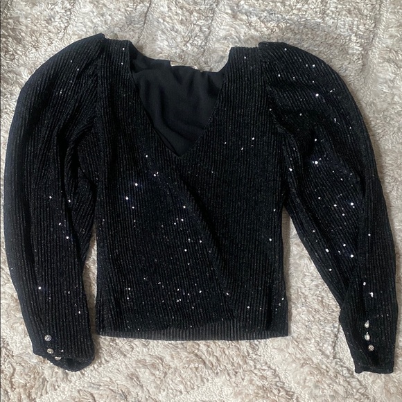 Elegant Black Sequin V-Neck Sweater - Picture 1 of 2